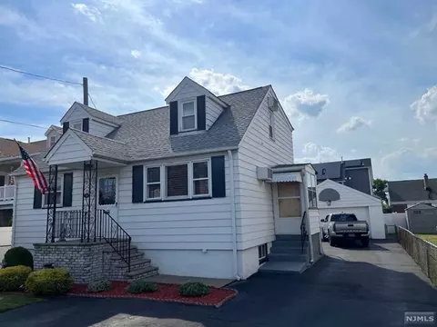 75 Schuyler Ave, North Arlington, NJ 07031