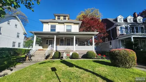 739-741 Parker St, Newark, NJ 07104