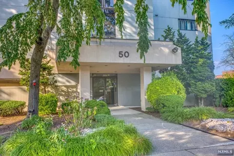 50 Euclid Ave #3B, Hackensack, NJ 07601