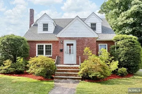 87 Randolph Ave, Dumont, NJ 07628
