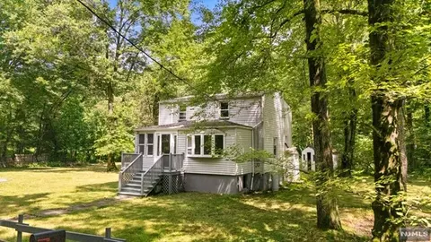 14 Fairfield Homes For Sale & Fairfield, NJ Real Estate - Movoto