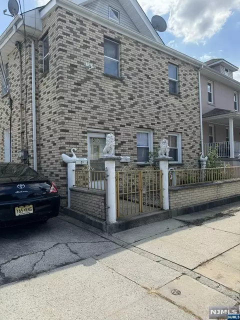 87 Troast St, Hackensack, NJ 07601 photo 1