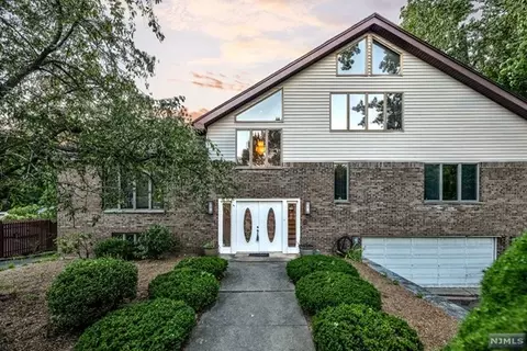 259 Forest Ave, Paramus, NJ 07652 photo 1