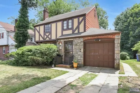 240 Everett Pl, Englewood, NJ 07631
