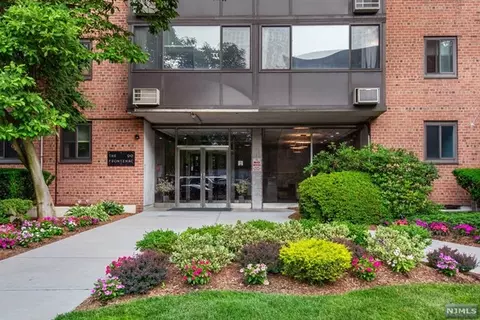 90 Prospect Ave #5C, Hackensack, NJ 07601 photo 1