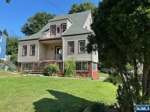 31 E Walnut St, Teaneck, NJ 07666 photo 1