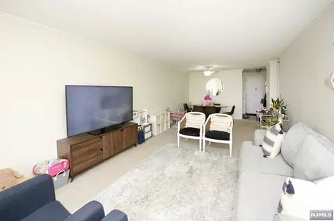 235 Prospect Ave #5E, Hackensack, NJ 07601 photo 1