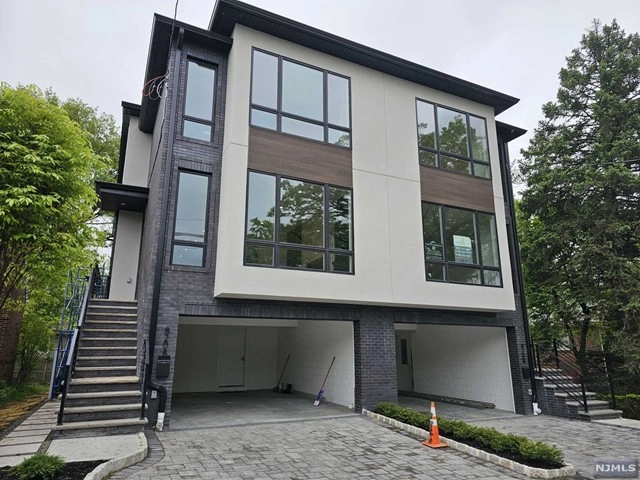 820 Kingsland Ln Unit A  