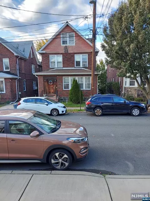 515 Saint Pauls Ave, Cliffside Park, NJ 07010