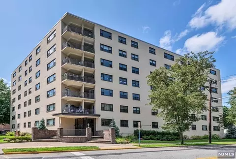 25 Grand Ave #2C, Hackensack, NJ 07601 photo 1