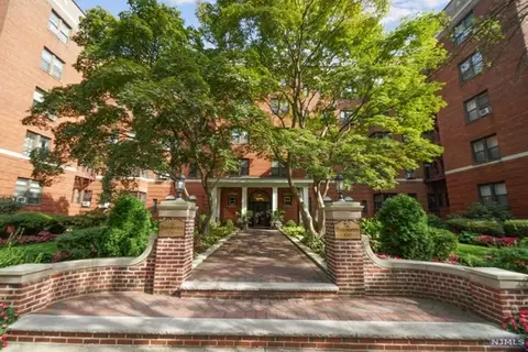 100 Prospect Ave #2G, Hackensack, NJ 07601 photo 1