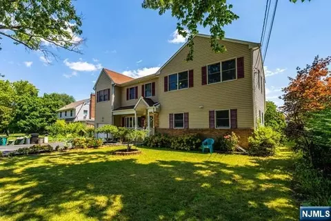 332 N Farview Ave, Paramus, NJ 07652 photo 1