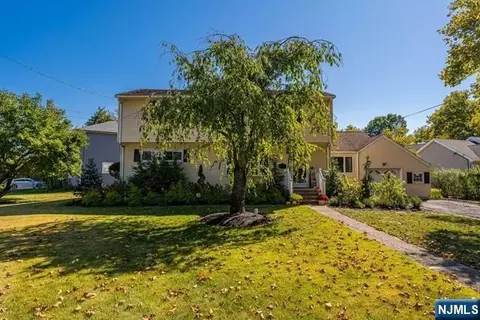 617 Roosevelt Blvd, Paramus, NJ 07652 photo 1