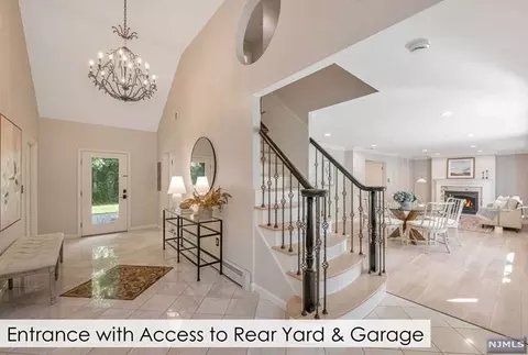 562 Forest Ave, Paramus, NJ 07652 photo 1