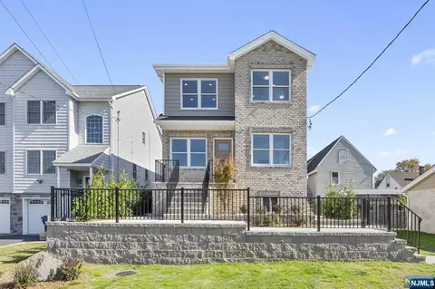114 Old Hoboken Rd, Hackensack, NJ 07601 photo 1