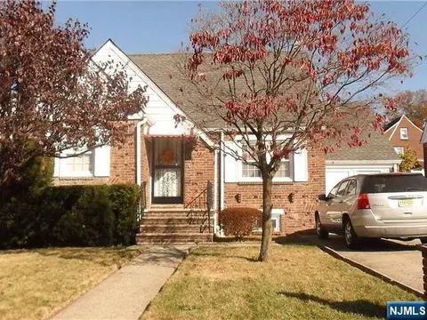 426 Marvin Ave, Hackensack, NJ 07601 photo 1