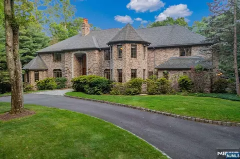 4 Pine Tree Dr, Saddle River, NJ 07458 photo 1