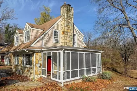 726 River Rd, Trenton, NJ 08628 photo 1