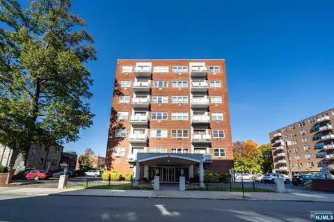 20 Jefferson St #B8, Hackensack, NJ 07601 photo 1