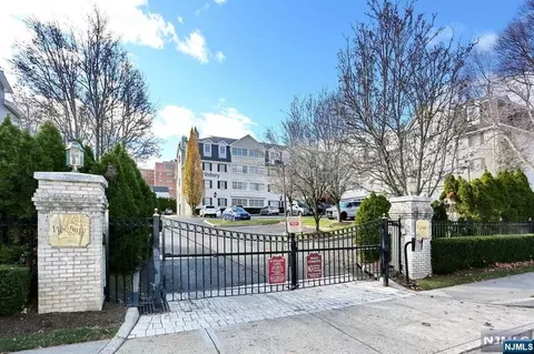 131 Clinton Pl #201, Hackensack, NJ 07601 photo 1