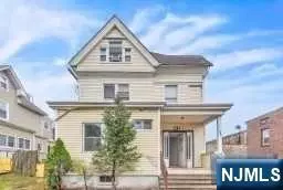 452 Minton Pl, Orange, NJ 07050