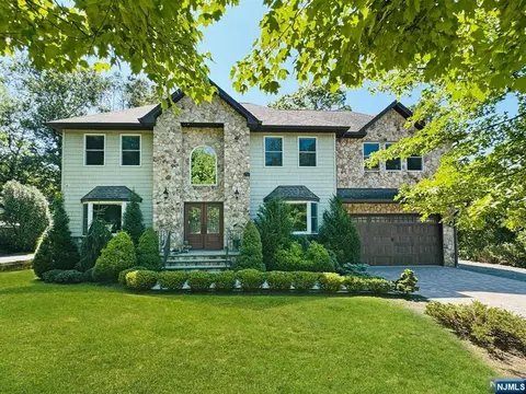 60 Sheffield Rd, Wayne, NJ 07470 photo 1