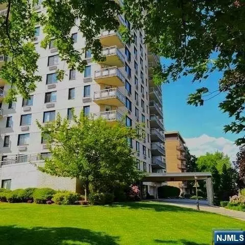 307 Prospect Ave #6H, Hackensack, NJ 07601 photo 1