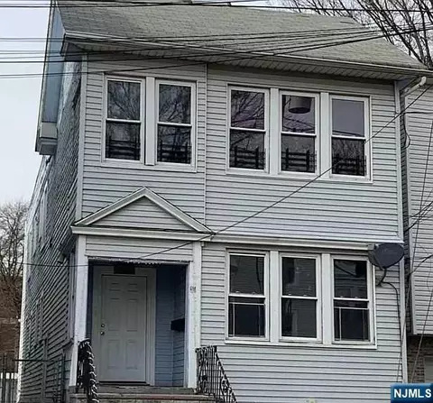 69 Hobson St, Newark, NJ 07112