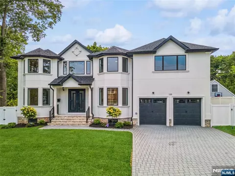 188 Hebberd Ave, Paramus, NJ 07652 photo 1