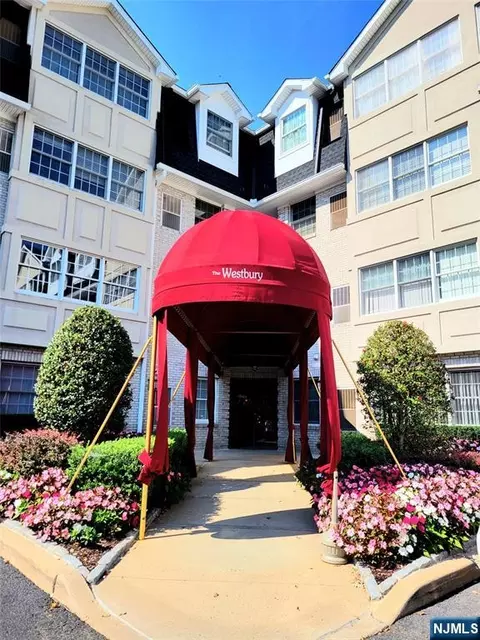 131 Clinton Pl #305, Hackensack, NJ 07601 photo 1