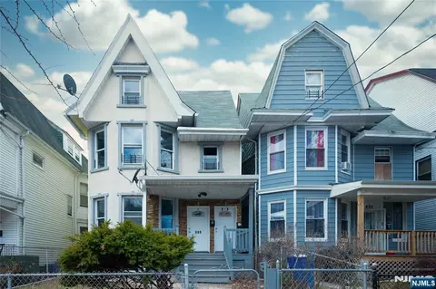 889 16th St, Newark, NJ 07108