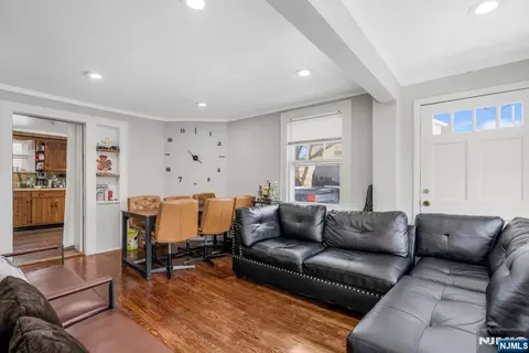 307 Washington Ave, Hackensack, NJ 07601 photo 1