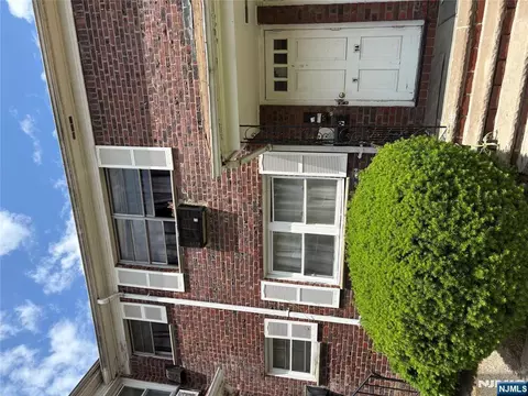 1266 Teaneck Rd, Teaneck, NJ 07666 photo 1