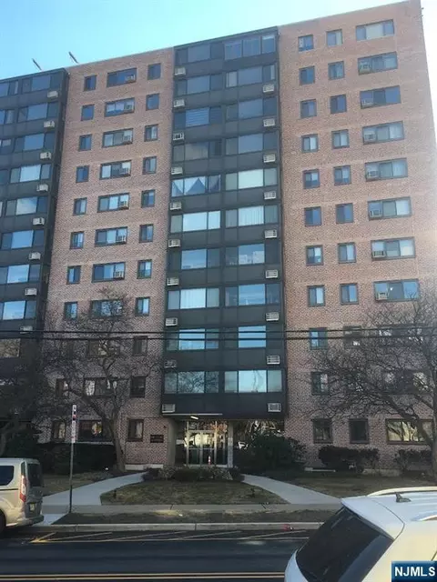 90 Prospect Ave #6-B, Hackensack, NJ 07601 photo 1