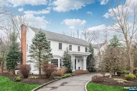 79 Berkeley Dr, Tenafly, NJ 07670 photo 1