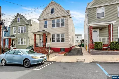 82 Devon Ter, Kearny, NJ 07032 photo 1