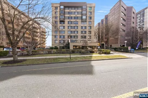344 Prospect Ave #8A, Hackensack, NJ 07601 photo 1