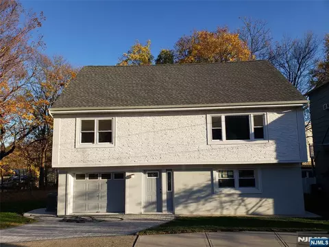28 Spring Ct, Wallington, NJ 07057 photo 1