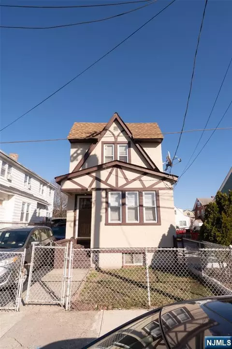 383 23rd St, Paterson, NJ 07514 photo 2