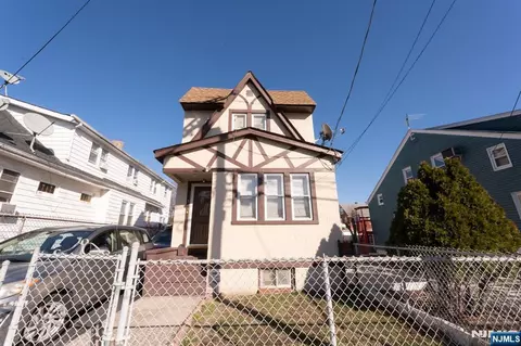 383 23rd St, Paterson, NJ 07514