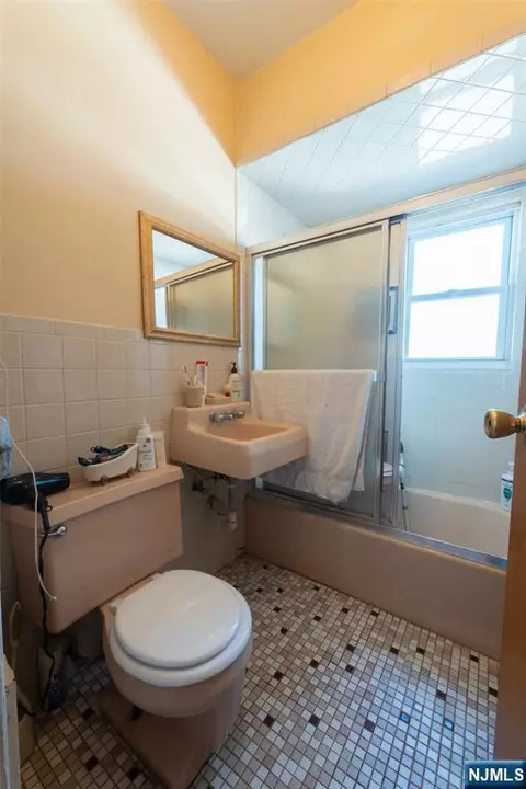 383 23rd St, Paterson, NJ 07514 photo 12