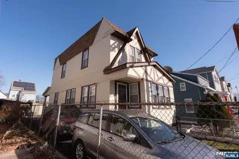 383 23rd St, Paterson, NJ 07514 photo 4