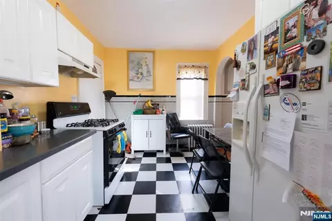 383 23rd St, Paterson, NJ 07514 photo 7