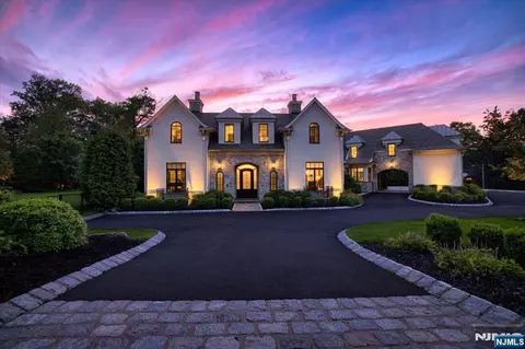 70 Jackson Dr, Cresskill, NJ 07626 photo 1