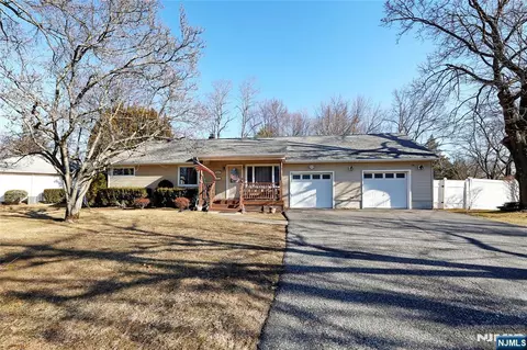 319 E Midland Ave, Paramus, NJ 07652 photo 1