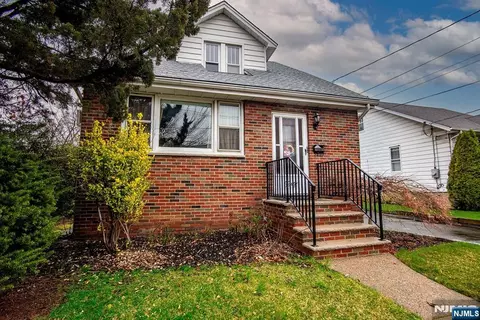 40 Coles Ave, Hackensack, NJ 07601 photo 1