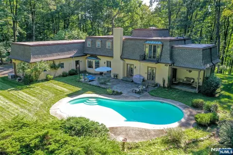 2 E Saddle River Rd, Saddle River, NJ 07458 photo 1