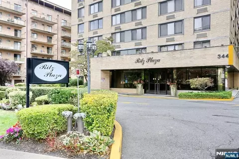 344 Prospect Ave #4G, Hackensack, NJ 07601 photo 1