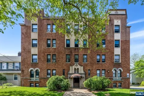 303 Hamilton Pl #C5, Hackensack, NJ 07601 photo 1