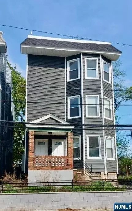 506 21st St, Irvington, NJ 07111